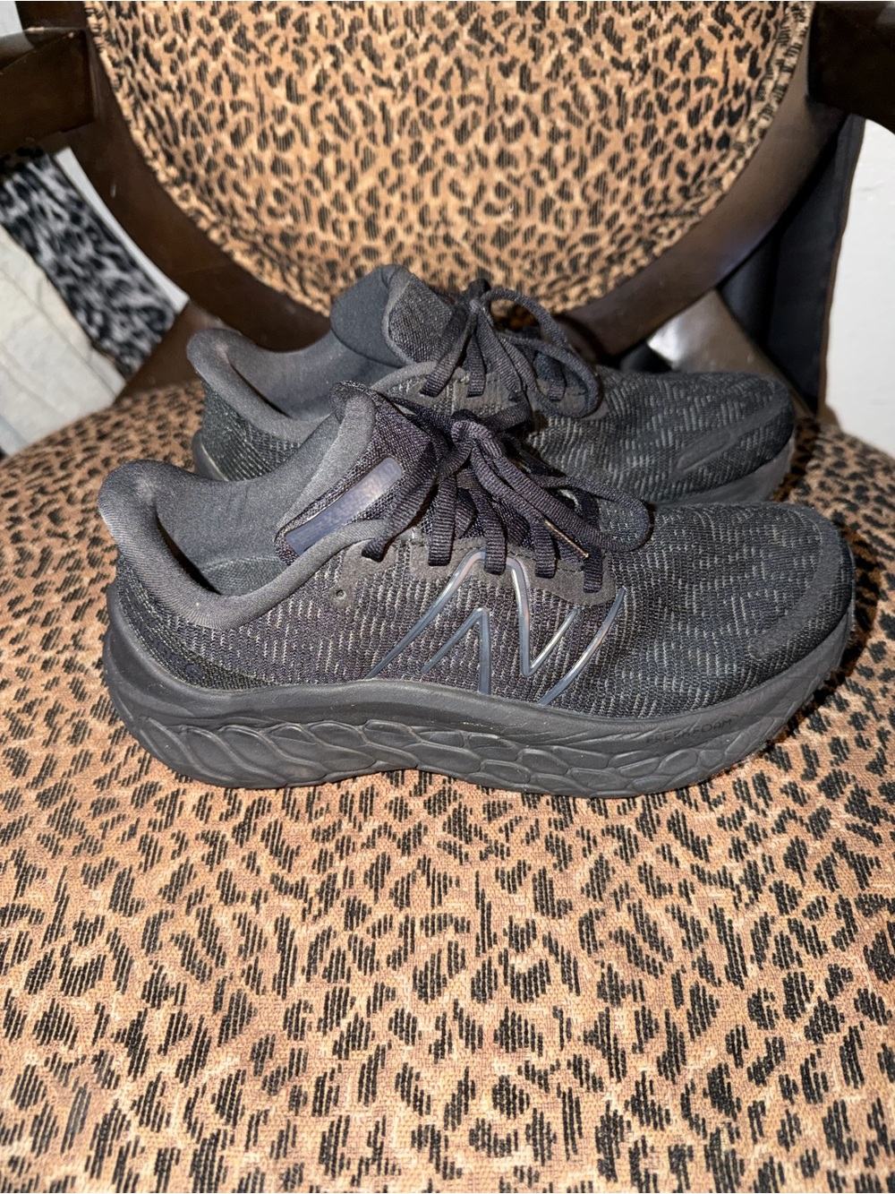 New Balance Women's Black Shoes for Crews Sneakers